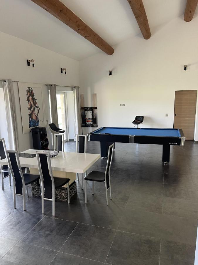 Villa Rians Rians  Exteriér fotografie